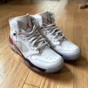 Air Jordan Mars 270 White Fire Red